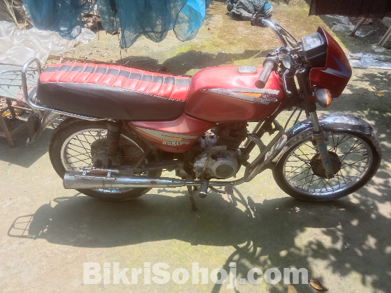 CT Bajaj boxer